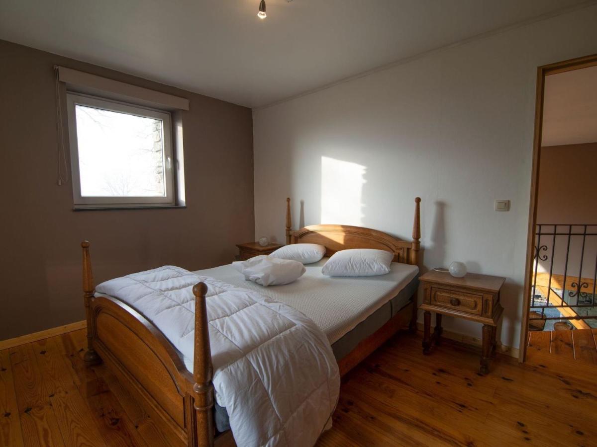 Very Spacious House With Sauna Spa And Countryside Views ゴウブー エクステリア 写真