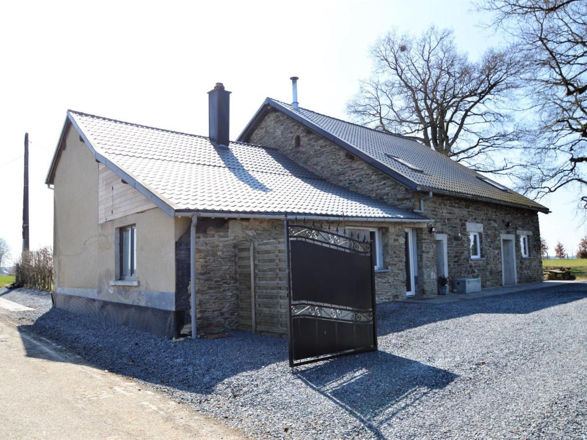 Very Spacious House With Sauna Spa And Countryside Views ゴウブー エクステリア 写真