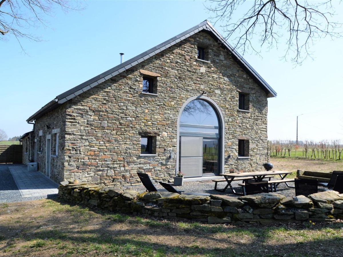 Very Spacious House With Sauna Spa And Countryside Views ゴウブー エクステリア 写真