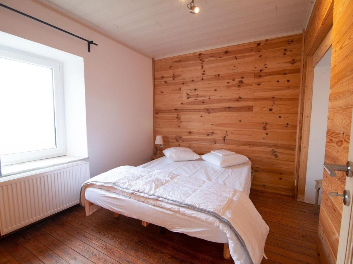 Very Spacious House With Sauna Spa And Countryside Views ゴウブー エクステリア 写真