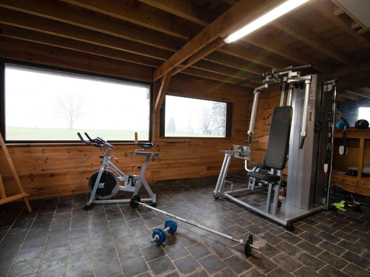 Very Spacious House With Sauna Spa And Countryside Views ゴウブー エクステリア 写真